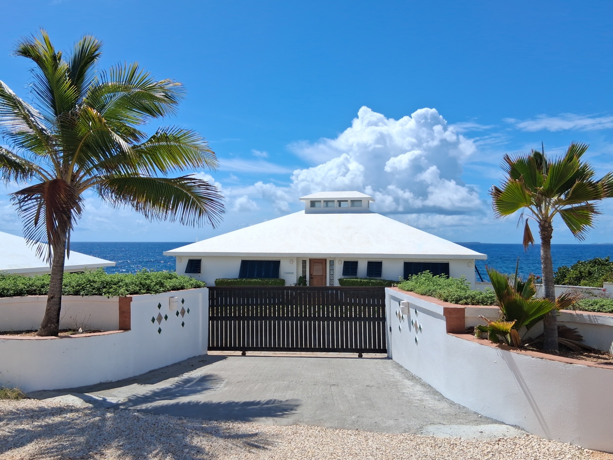 Oceanfront Luxury Villa